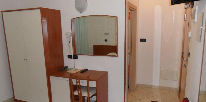Odeon Hotel 3*