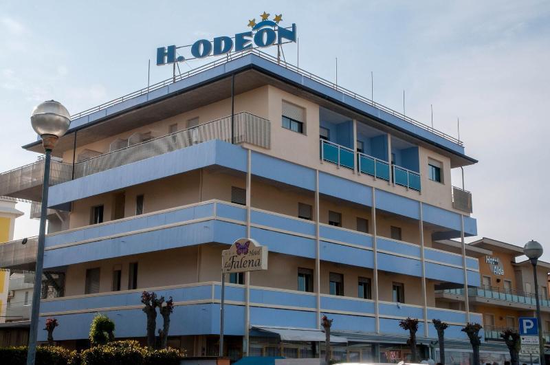 Hotel Odeon 3*